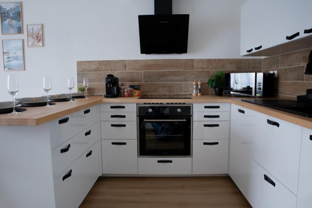 Luxury Apartment «Le Jurassien», Gex-Geneve Cessy ภายนอก รูปภาพ