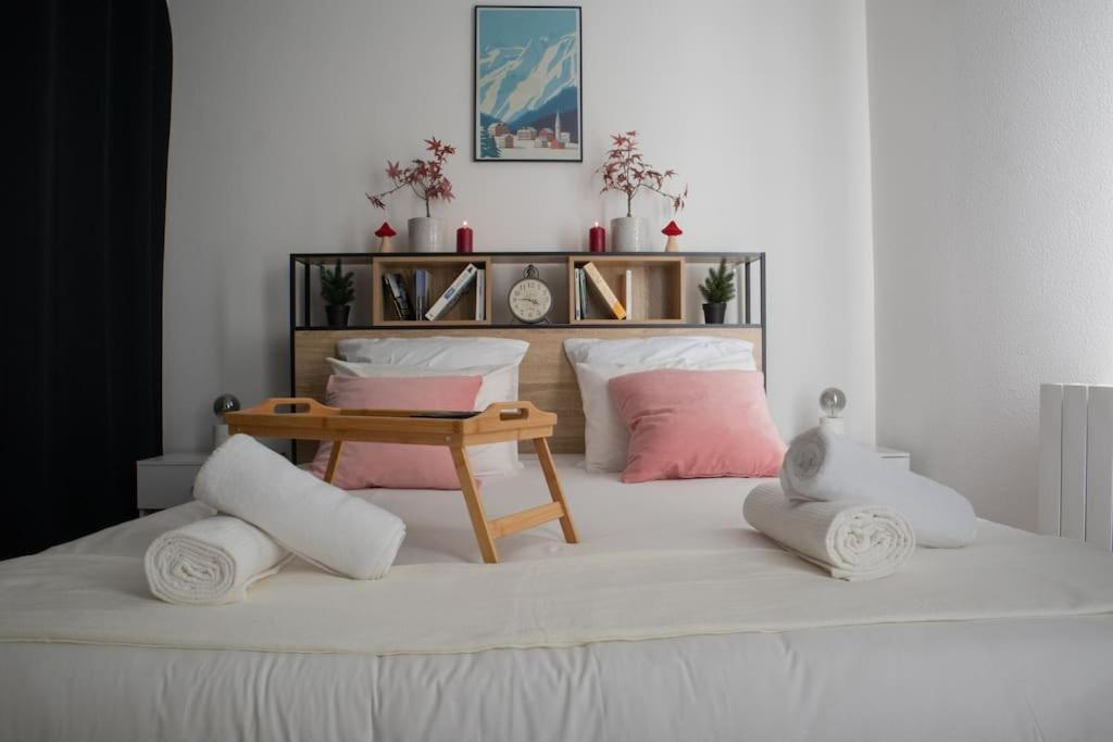 Luxury Apartment «Le Jurassien», Gex-Geneve Cessy ภายนอก รูปภาพ